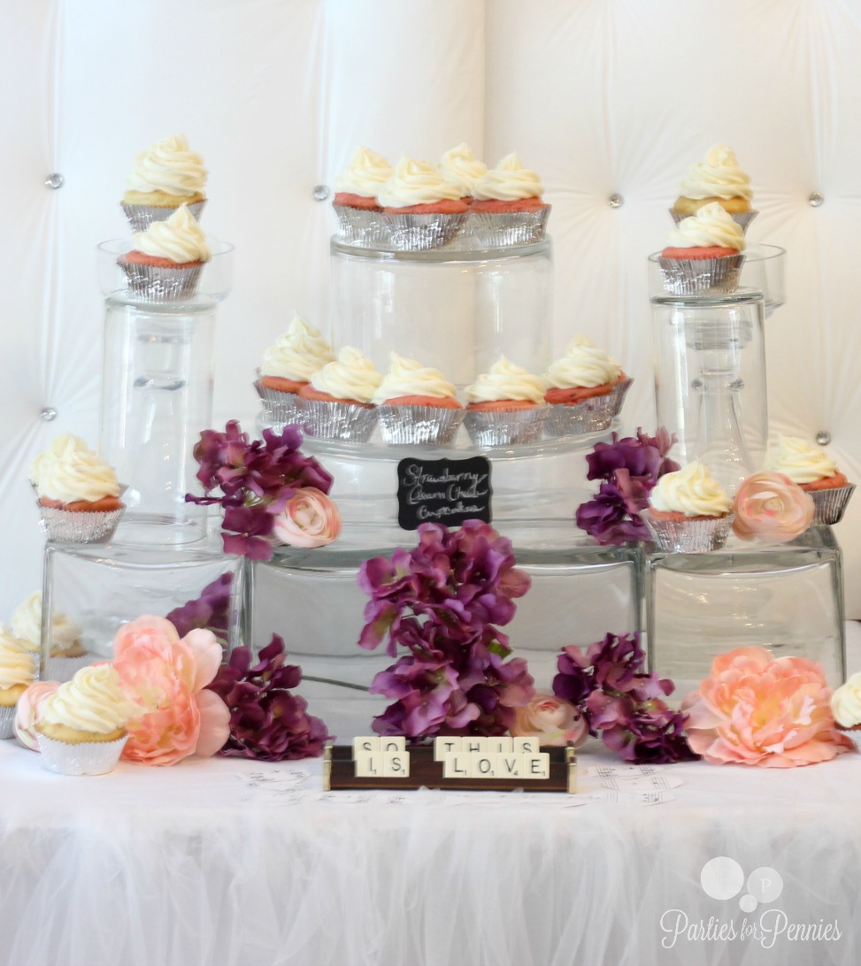 Displaying wedding cupcakes photos