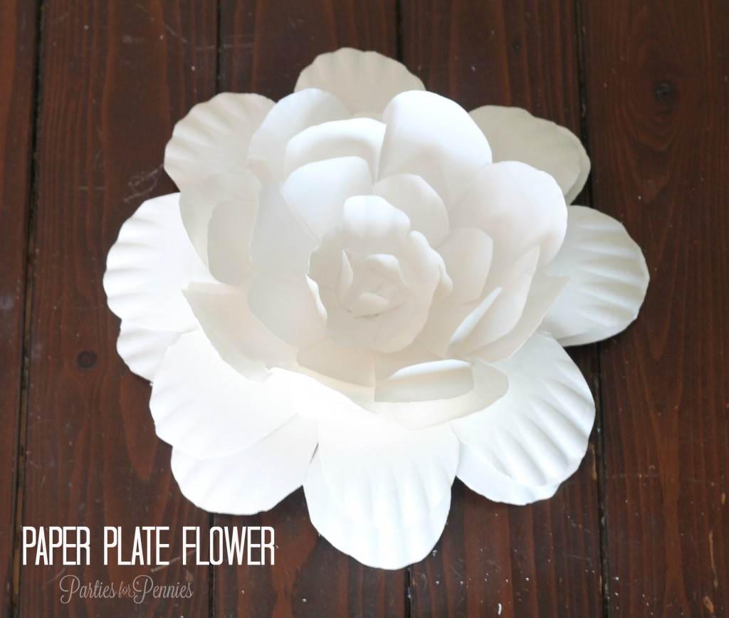 Paper Plate Flower by PartiesforPennies.com #papercrafts #party #crafts #Paperflowers #flower