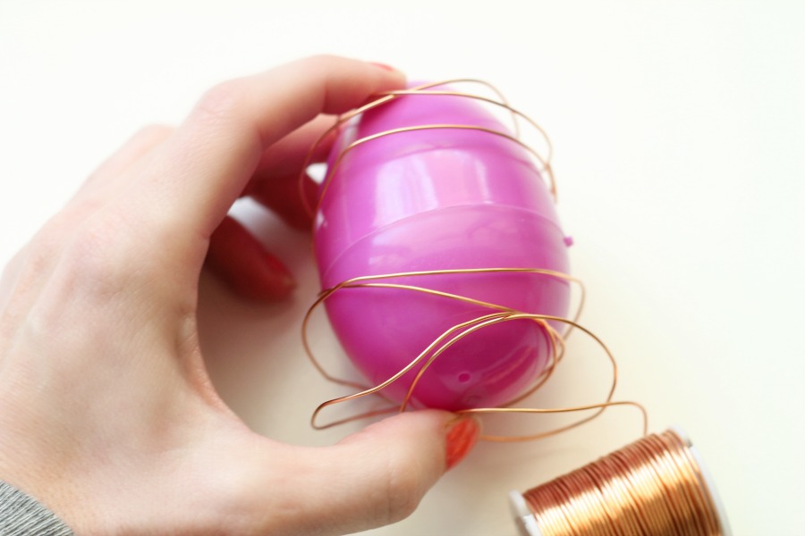 Copper Wire Easter Egg Craft by PartiesforPennies.com