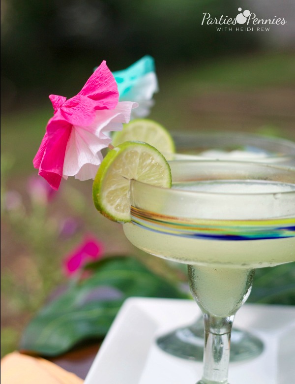DIY Drink Umbrellas | by Heidi Rew of PartiesforPennies.com | #cocktails #summer #drinks #drinkumbrellas