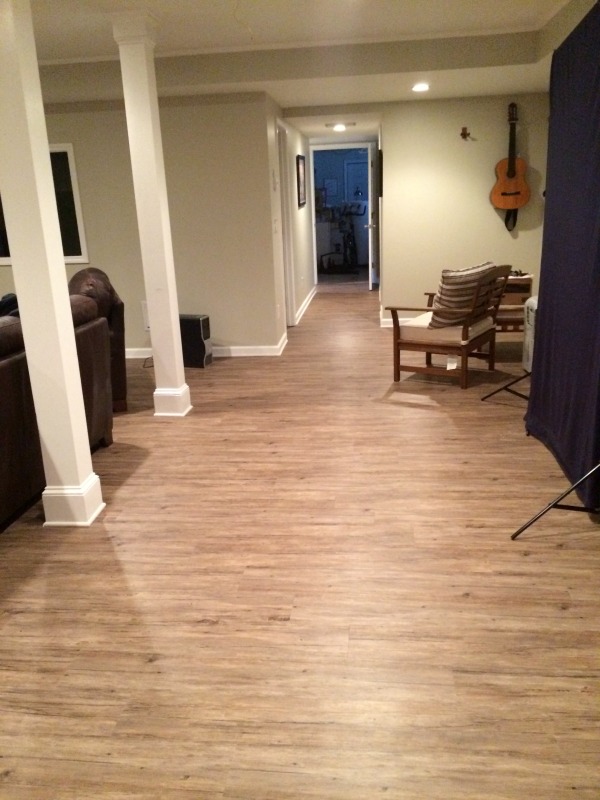 Mohawk Floors Me | Barnwood Chestnut | PartiesforPennies.com | #flooring #MohawkFlooring #luxuryvinyltile