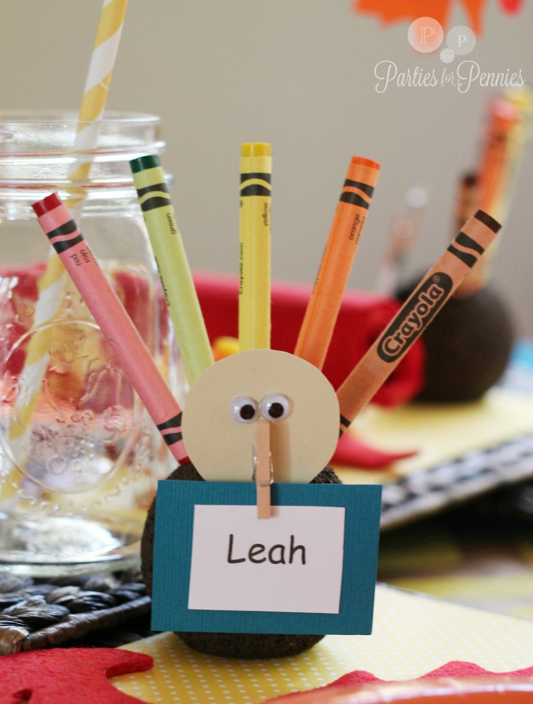 Kids-Thanksgiving-Table-turkey-crayon-holder-