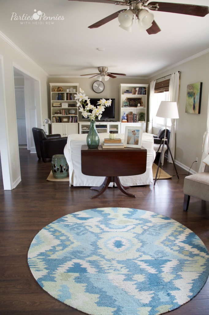 Mohawk Floors Me | Living Room | PartiesforPennies.com | #flooring #livingroom