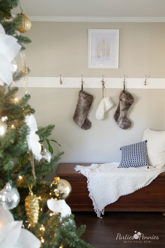Ways to Save During Christmas | PartiesforPennies.com | #christmas #holiday #tree #decorating #silverandgold